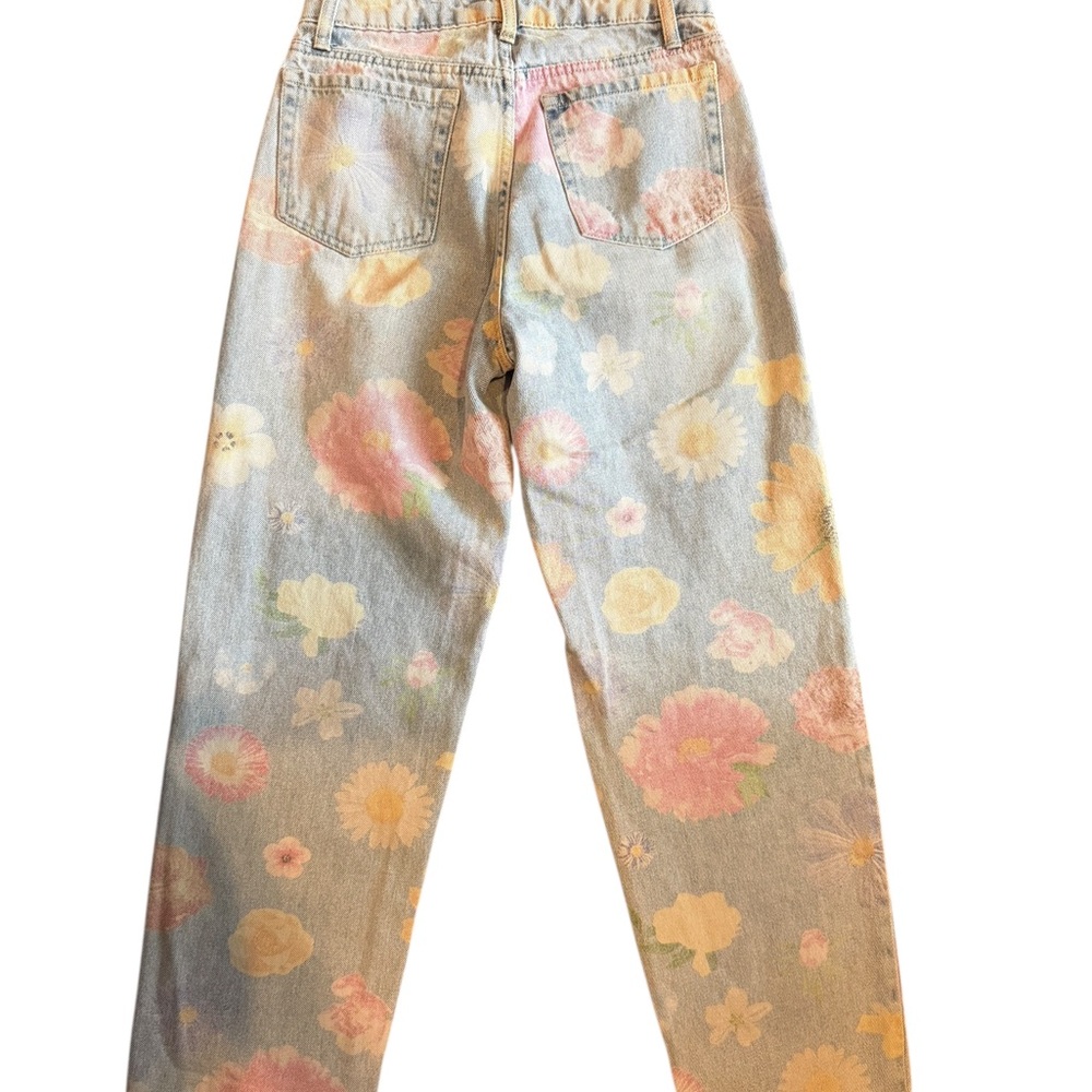 wild fable Floral Print Straight-Leg Jeans in Light Blue with Pastel Blooms - Picture 2 of 8